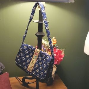 Vera Bradley hand bag